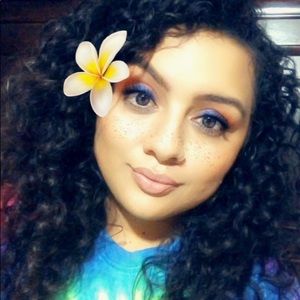 Meet your Posher, Mayra